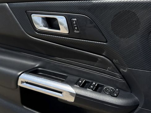 Used 2024 Ford Mustang Premium image 20