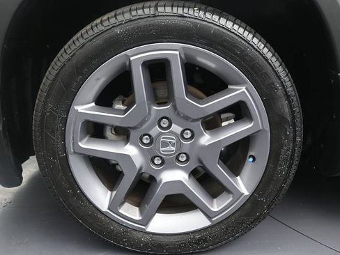 Used 2023 Honda Passport EX-L image 9