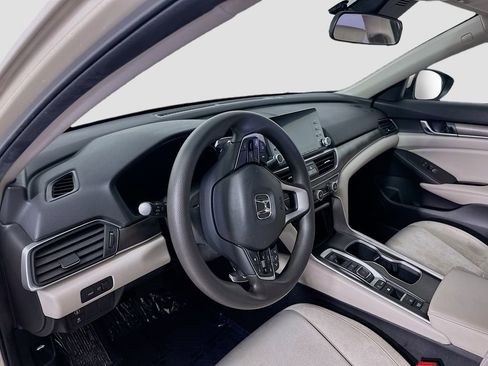 Used 2019 Honda Accord Hybrid image 4