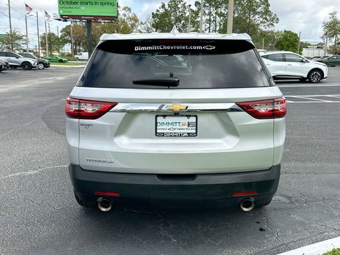 Used 2021 Chevrolet Traverse LS image 7