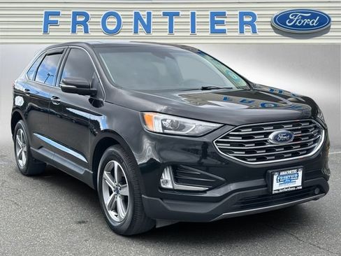 Used 2019 Ford Edge SEL image 8