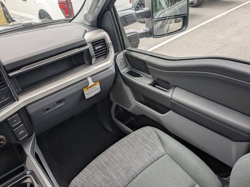New 2026 Ford F250 XLT AWD/4WD image 16