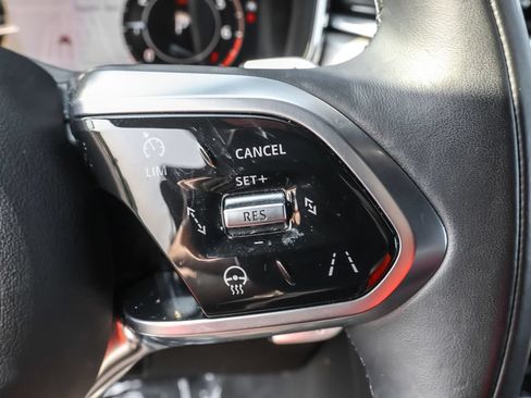Used 2024 Jaguar F-PACE R-Dynamic S AWD/4WD image 23