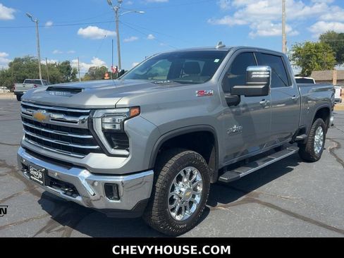 Certified 2024 Chevrolet Silverado 2500 LTZ w/ LTZ Texas Edition AWD/4WD image 4