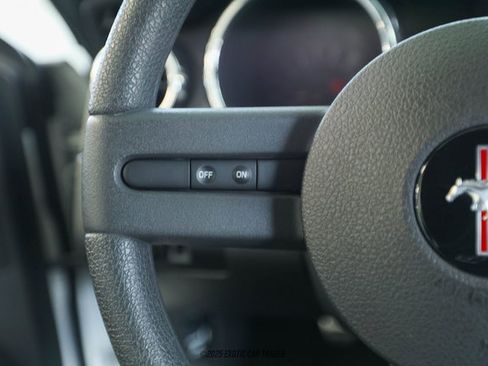 Used 2007 Ford Mustang GT RWD image 35