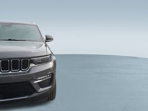 Used 2024 Jeep Grand Cherokee Limited image 37