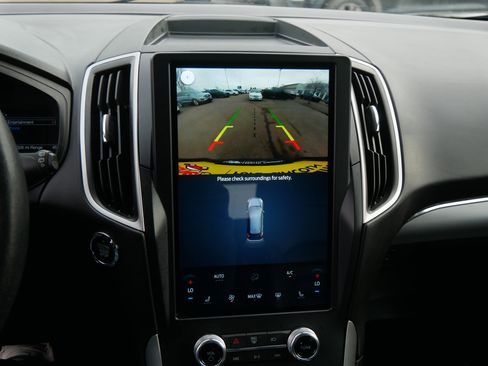 Certified 2022 Ford Edge SEL image 28