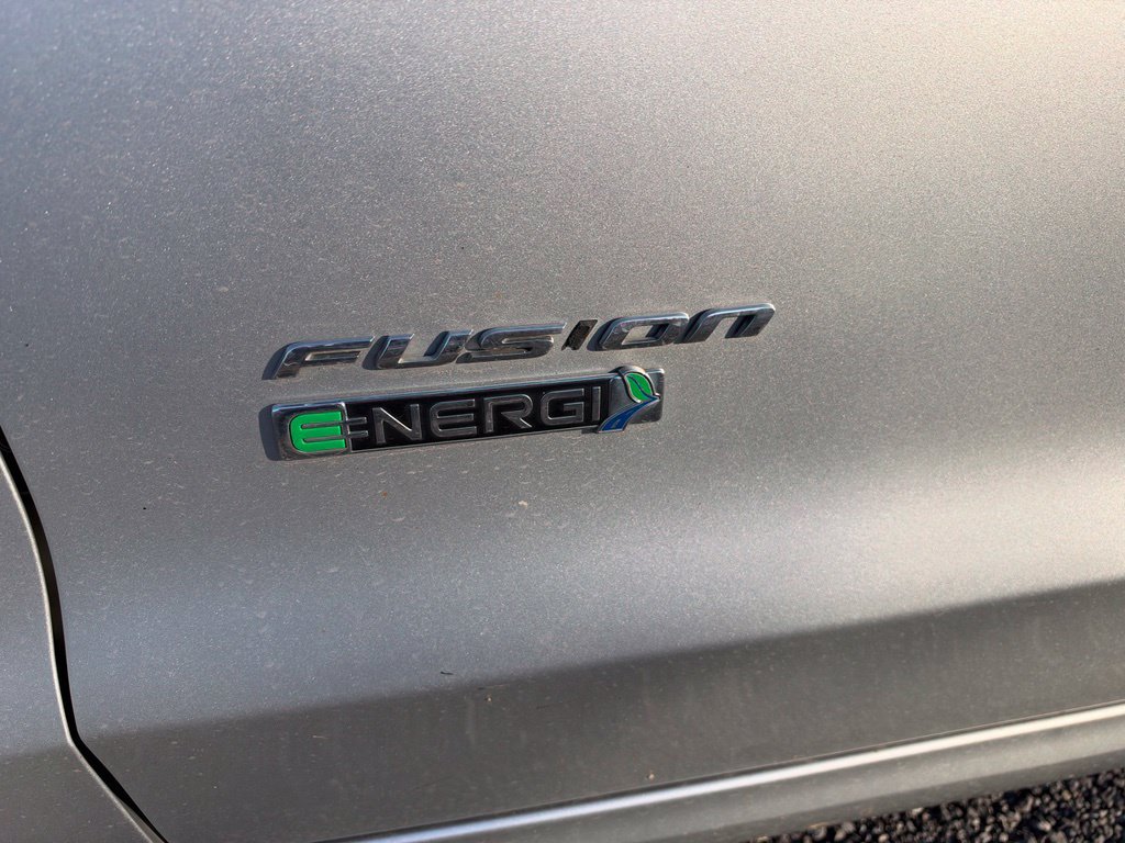 Used 2013 Ford Fusion Energi Titanium w/ Driver Assist Pkg FWD image 9