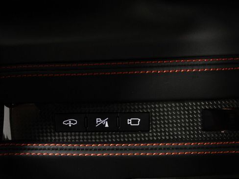 Used 2022 Ferrari F8 Tributo RWD image 34