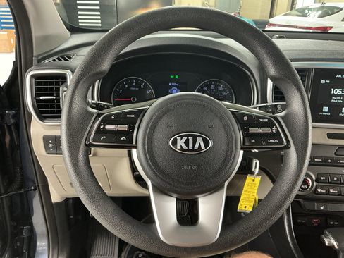 Used 2020 Kia Sportage LX w/ LX Popular Package AWD/4WD image 9