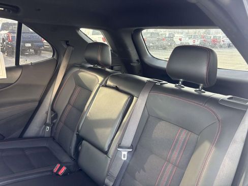 Used 2022 Chevrolet Equinox RS w/ LPO, Floor Liner Package image 29