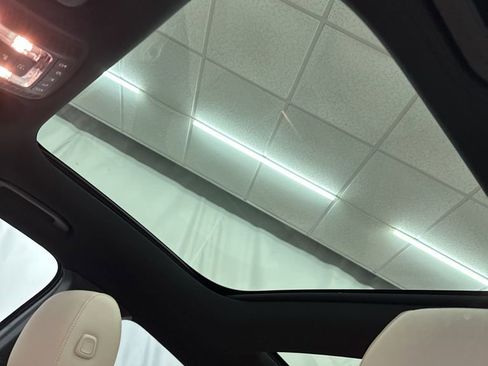 New 2026 Mercedes-Benz GLA 250 GLA 250 image 21