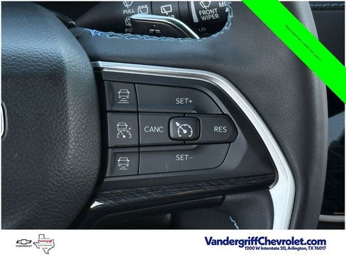 Used 2022 Jeep Grand Cherokee Trailhawk w/ Advanced Protech Group II AWD/4WD image 12