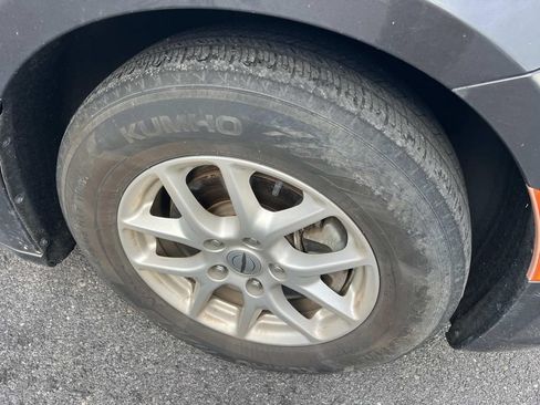 Used 2021 Chrysler Pacifica Touring-L w/ Uconnect Theater Family Group FWD image 10