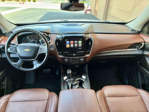 Used 2018 Chevrolet Traverse High Country w/ LPO, 'HIT The Road' Package AWD/4WD image 15