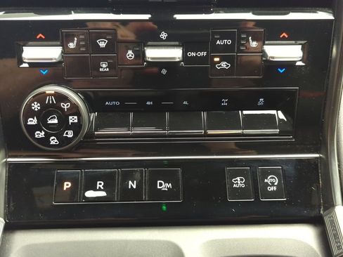 Used 2025 Nissan Armada PRO-4X AWD/4WD image 22