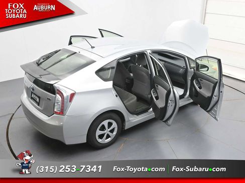 Used 2012 Toyota Prius Two FWD image 32
