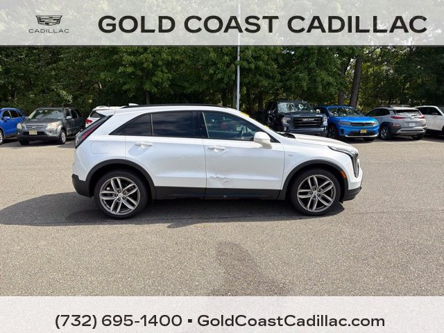 Used 2019 Cadillac XT4 Sport w/ Cold Weather Package AWD/4WD image 4