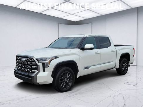 Used 2025 Toyota Tundra Platinum AWD/4WD image 3