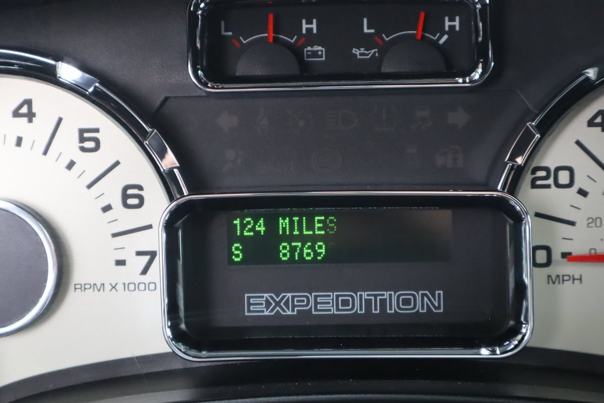 Used 2014 Ford Expedition Limited w/ Equipment Group 301A RWD image 48
