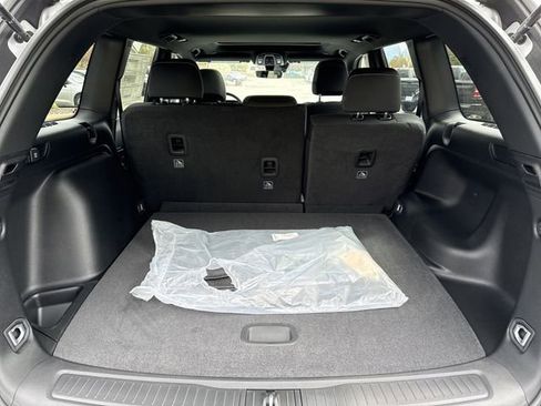 New 2025 Jeep Grand Cherokee Laredo w/ Trailer Tow Package AWD/4WD image 10