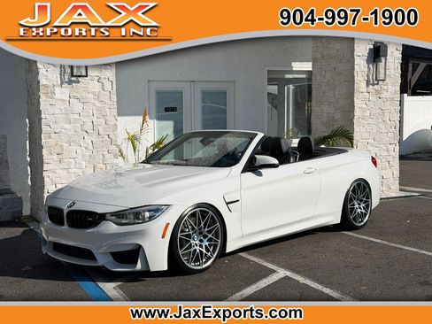 Used 2018 BMW M4 Convertible image 1