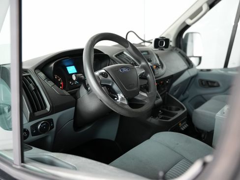 Used 2015 Ford Transit 250 148 Medium Roof RWD image 8