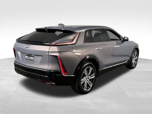Used 2024 Cadillac Lyriq Tech RWD image 6