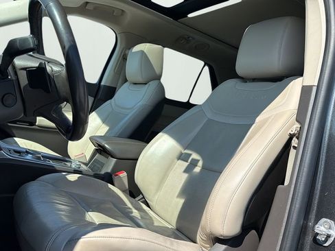 Used 2020 Ford Explorer Platinum w/ Premium Technology Package image 9