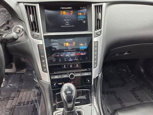 Used 2021 INFINITI Q50 Luxe RWD image 8