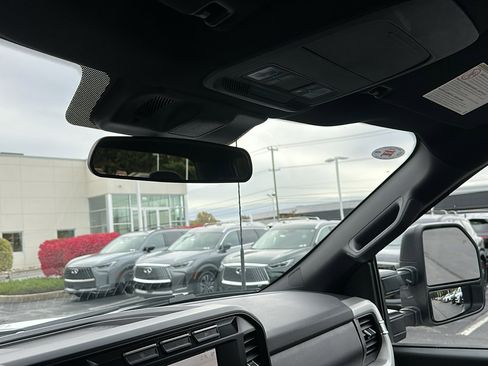 Used 2024 Ford F250 XLT image 25