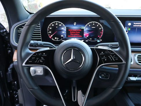 Certified 2025 Mercedes-Benz GLE 350 4MATIC image 32