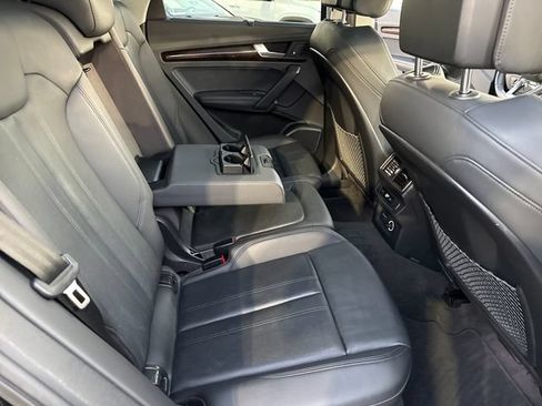 Used 2019 Audi Q5 2.0T Premium Plus w/ Premium Plus Package AWD/4WD image 34
