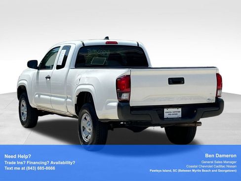 Used 2022 Toyota Tacoma SR RWD image 14