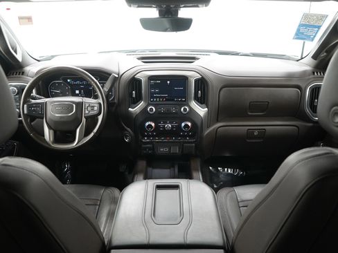 Used 2021 GMC Sierra 2500 Denali w/ Denali Ultimate Package image 13