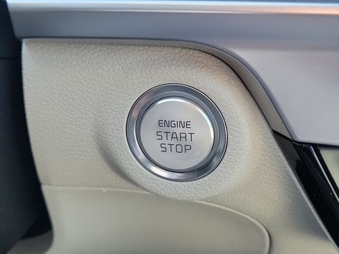 Certified 2023 Kia Telluride S w/ S Sunroof Package FWD image 31