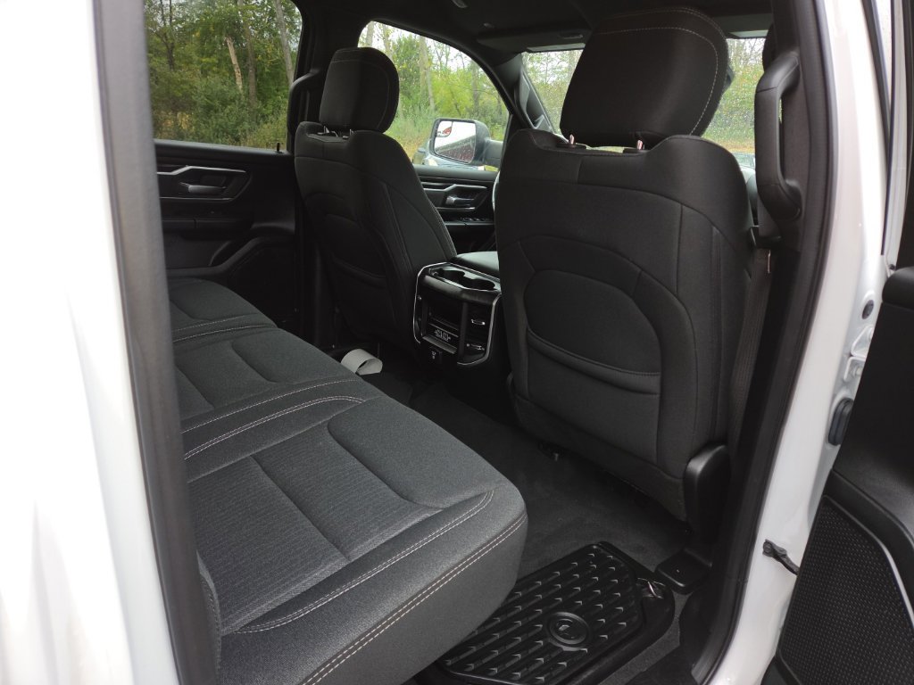 Used 2019 RAM 1500 Big Horn AWD/4WD image 26