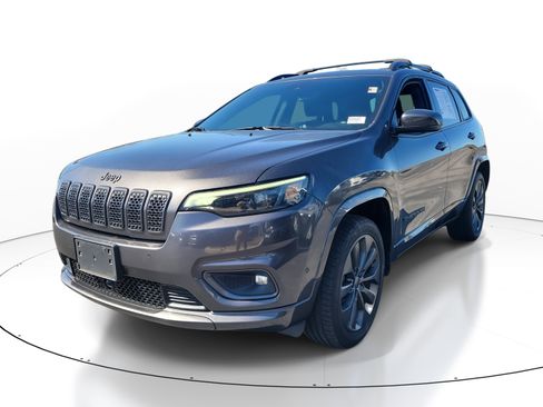 Used 2021 Jeep Cherokee High Altitude image 3