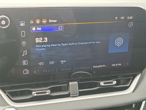 Used 2025 Chevrolet Equinox LT image 23