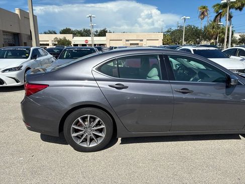 Used 2018 Acura TLX w/ Technology Package FWD image 5