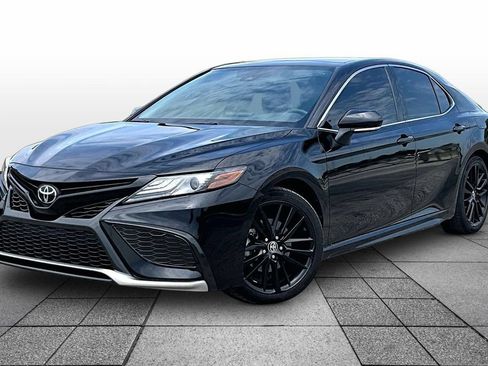 Used 2023 Toyota Camry XSE w/ Cold Weather Package FWD image 1