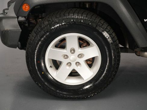 Used 2008 Jeep Wrangler Unlimited X AWD/4WD image 19