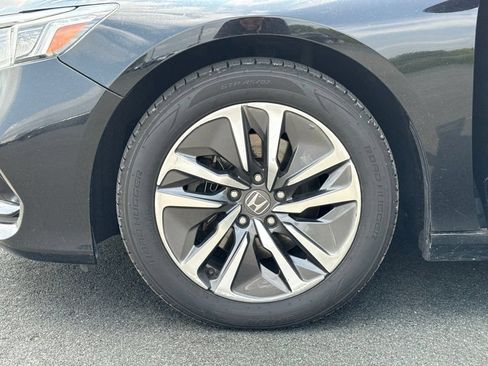 Used 2019 Honda Accord Touring image 25