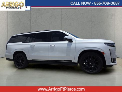 Used 2022 Cadillac Escalade ESV Sport Platinum w/ LPO, ONYX Package RWD image 1