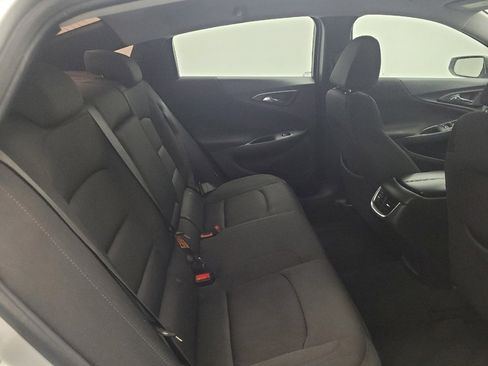Used 2021 Chevrolet Malibu LT FWD image 19