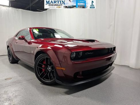 Used 2021 Dodge Challenger R/T Scat Pack RWD image 1