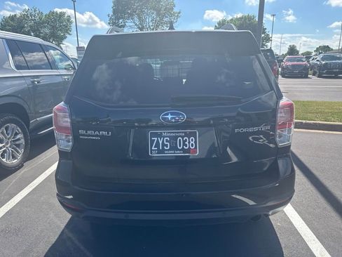 Used 2018 Subaru Forester 2.5i Touring w/ Popular Package #2 AWD/4WD image 3