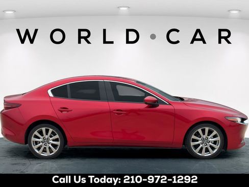 Used 2020 MAZDA MAZDA3 Premium w/ Leather, Moonroof, image 8