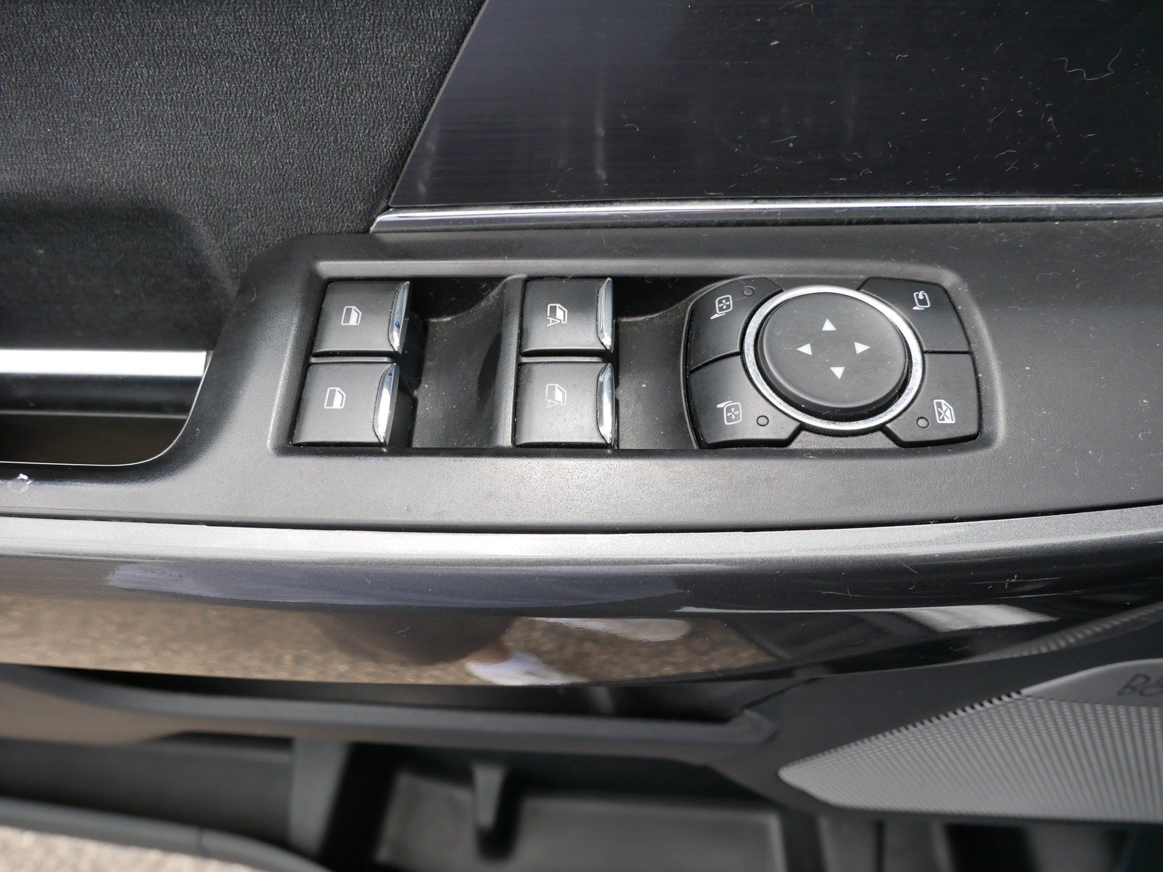 Used 2023 Ford F150 Lariat w/ Equipment Group 502A High AWD/4WD image 20