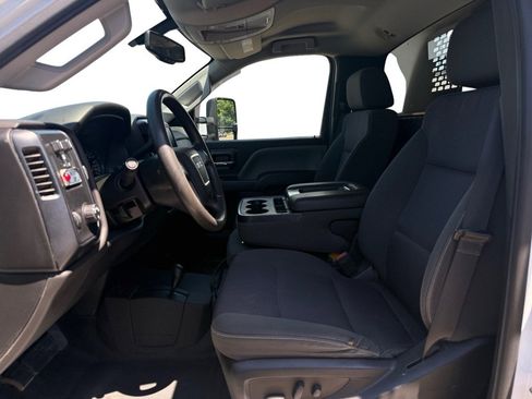 Used 2018 GMC Sierra 3500 4x4 Regular Cab w/ Sierra Convenience Package image 11